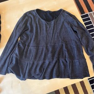 Cute warm long sleeved flowy shirt